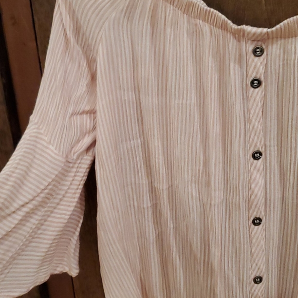 Off Shoulder Peasant Blouse - Picture 2 of 2